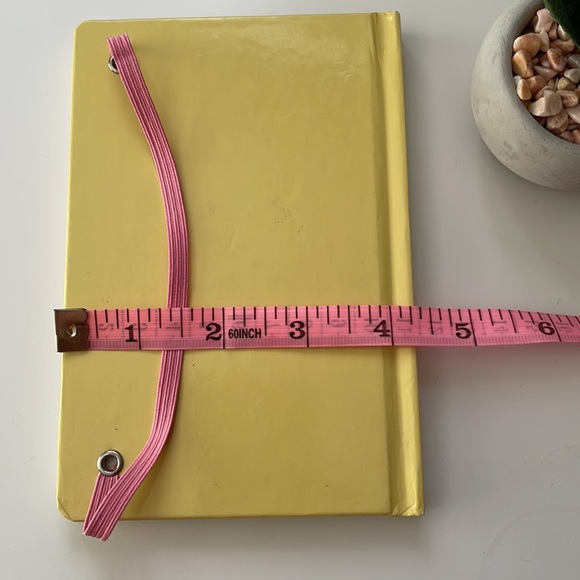 Small journal - she decided to start living the life she’d imagined - Picture 12 of 13